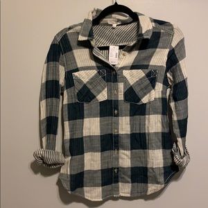 NEW w/ TAGS Maurice’s Blue and White Plaid Shirt